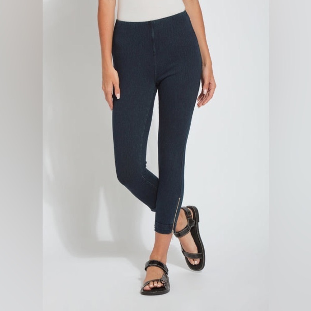 NWT Lysse Cropped Zip Hem Denim Stretchy Pull On Pants Indigo